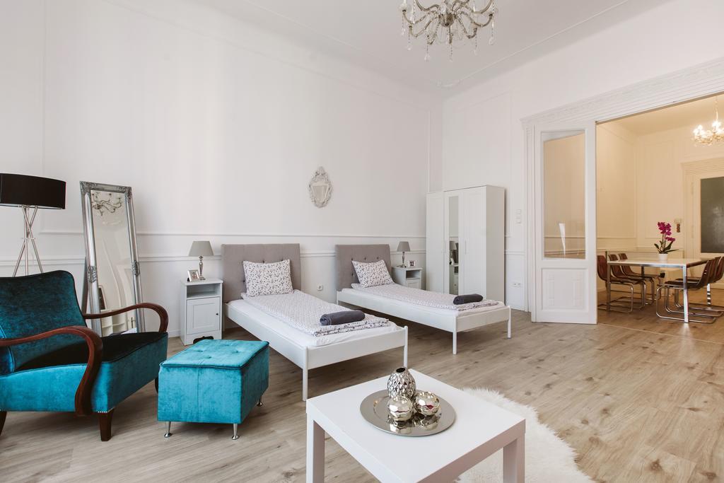 Apartment Szabadsag Ter Budapest Exterior foto