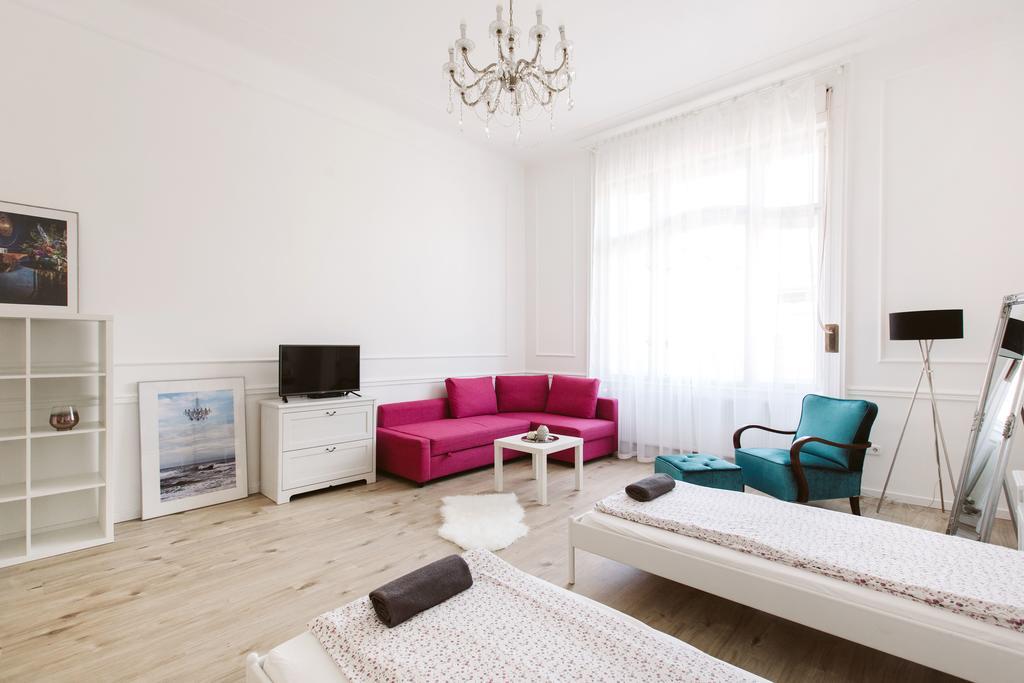 Apartment Szabadsag Ter Budapest Exterior foto