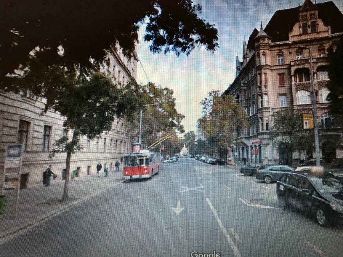 Apartment Szabadsag Ter Budapest Exterior foto