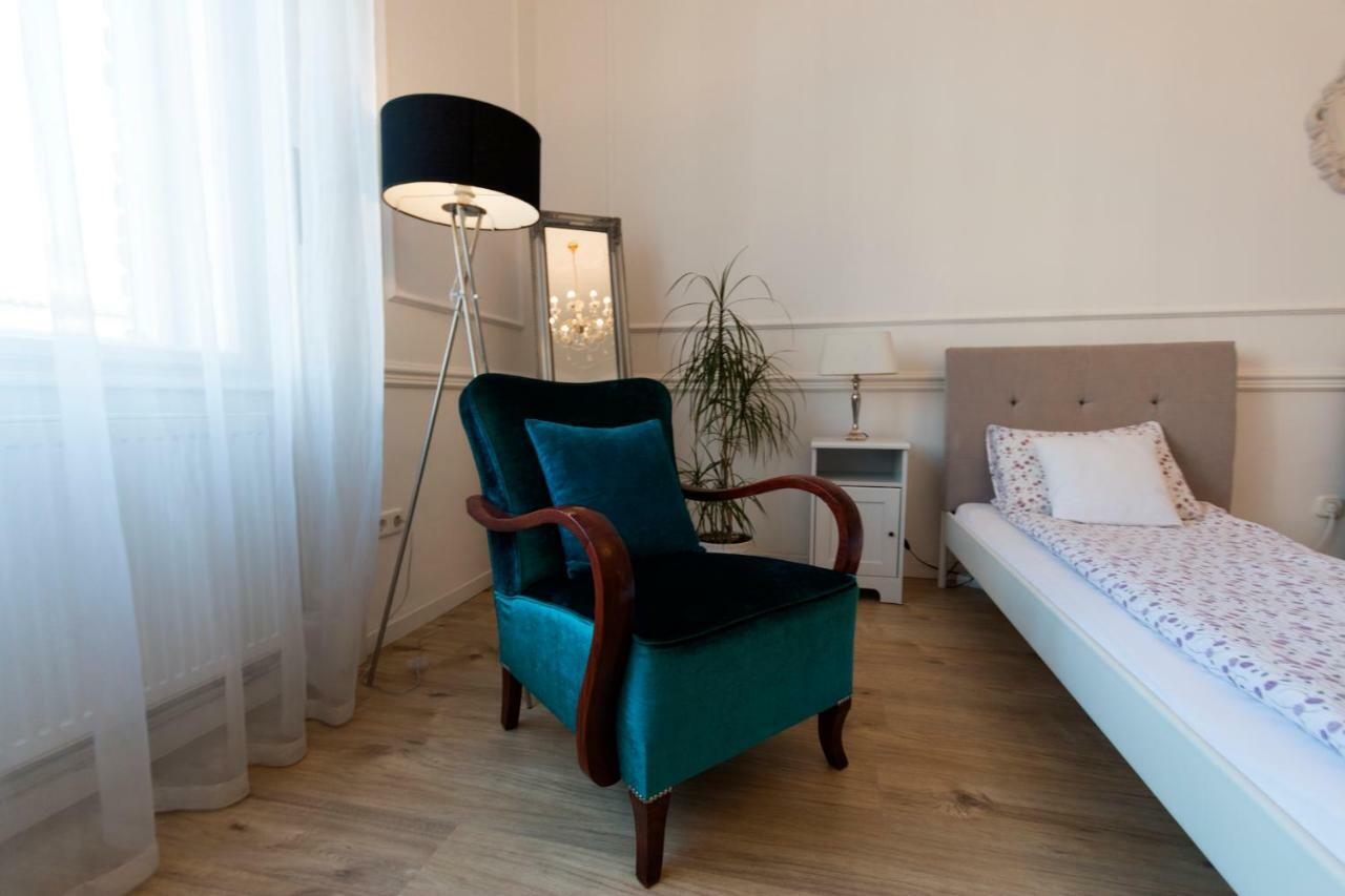Apartment Szabadsag Ter Budapest Exterior foto